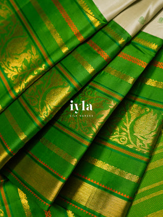 The Timeless Legacy Weave Kanjeevaram in Pistachio Dream