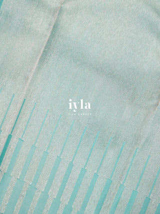 The Tiffany Blue Glow Theory Kanjeevaram