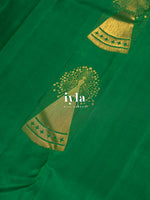 Load image into Gallery viewer, The Nine-Hued Dynamic Diwali Kanjeevaram
