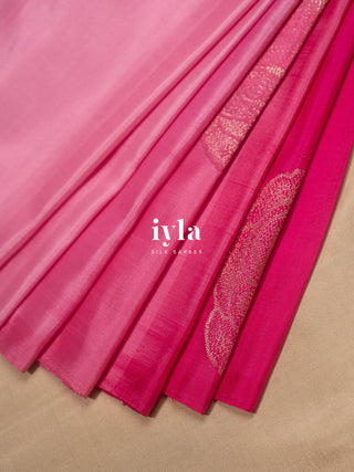 The Amaryllis Colorburst Kanjeevaram in Champagne Beige