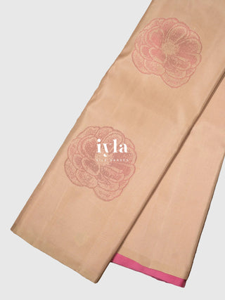 The Amaryllis Colorburst Kanjeevaram in Champagne Beige