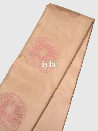 The Amaryllis Colorburst Kanjeevaram in Champagne Beige