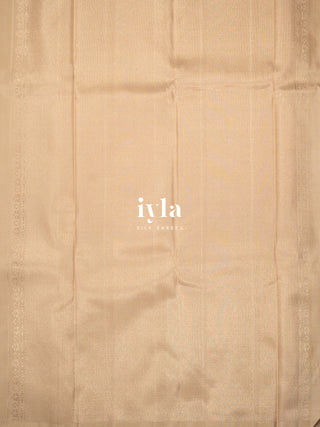 The Amaryllis Colorburst Kanjeevaram in Champagne Beige