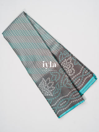 The Bandhej Weave Kanjeevaram