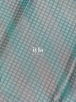 The Bandhej Weave Kanjeevaram