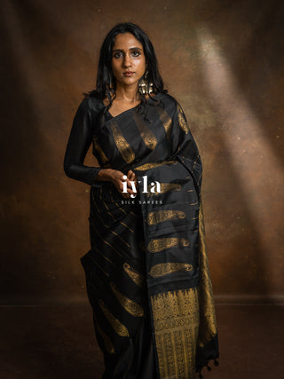 The Obsidian Black Paisley Kanjeevaram