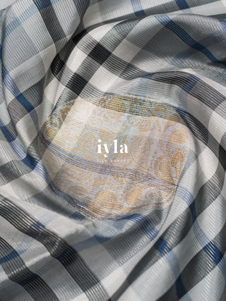 The Burberry Checks Diamond Needle Kanjeevaram