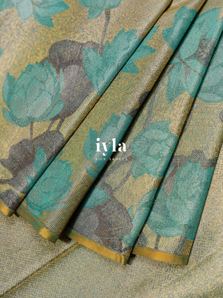 The Exotic Lotus Pond Kanjeevaram Dipped in Gold