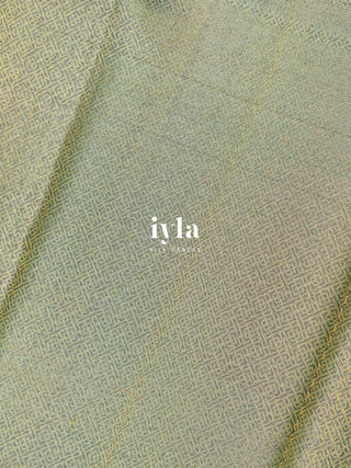 The Exotic Lotus Pond Kanjeevaram Dipped in Gold