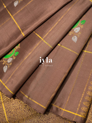 The Birds on Branches Silk Saree in Brown Sugar