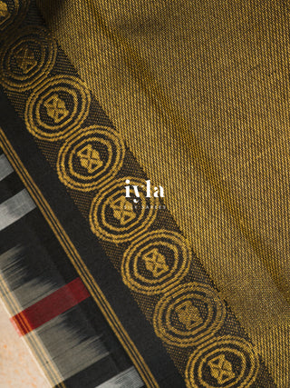 The Burberry Checkered Kanjeevaram with Geometric Play Borders