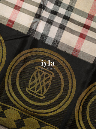 The Burberry Checkered Kanjeevaram with Geometric Play Borders