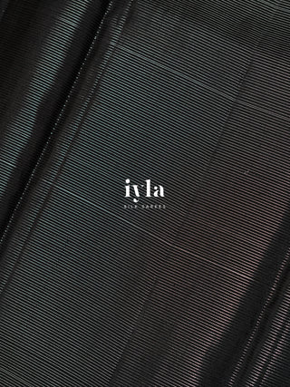 The Classic Burberry Checkered Kanjeevaram