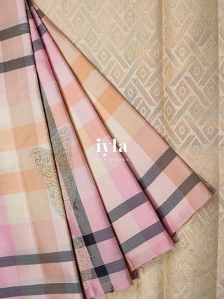 The Burberry Checkered Butterfly Weave Kanjeevaram