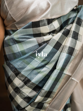 The Iconic Burberry Checkered Kanjeevaram
