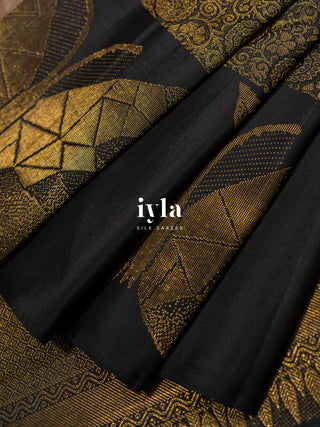 The Black Butterfly in Blooms Kanjeevaram