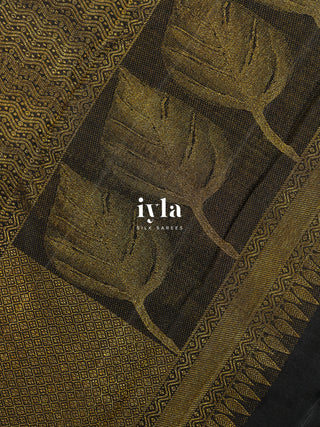 The Black Butterfly in Blooms Kanjeevaram