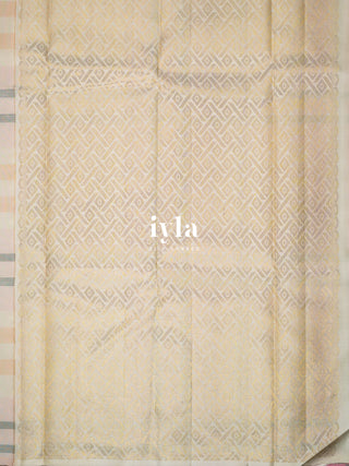 The Burberry Checkered Butterfly Weave Kanjeevaram