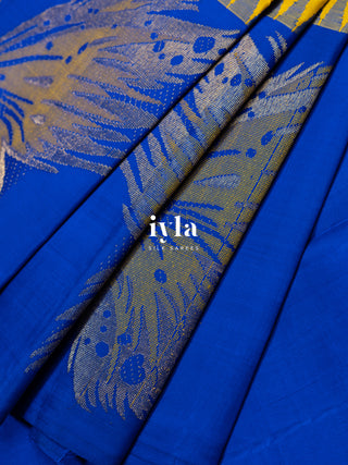 The Butterfly Damask Kanjeevaram in Pure Gold Zari