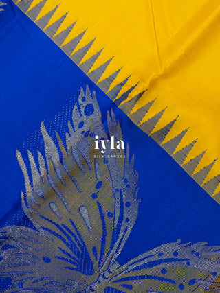 The Butterfly Damask Kanjeevaram in Pure Gold Zari