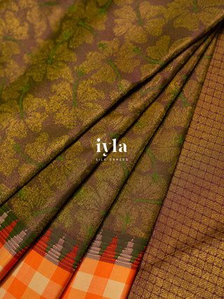 The Hibiscus Bloom Kanjeevaram in Coffee Brown