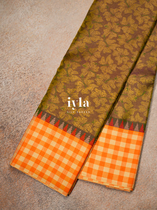 The Hibiscus Bloom Kanjeevaram in Coffee Brown