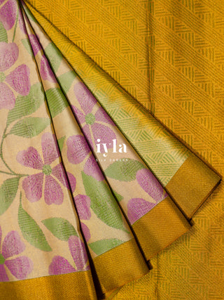 The Periwinkle Kanjeevaram in Champagne Ivory