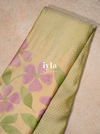 The Periwinkle Kanjeevaram in Champagne Ivory