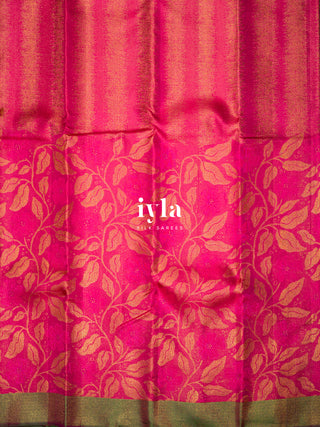 The Periwinkle Kanjeevaram in Barbie Pink