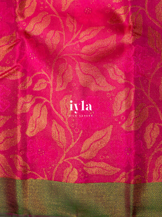 The Periwinkle Kanjeevaram in Barbie Pink