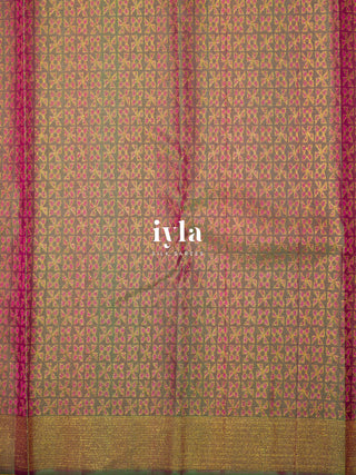 The Periwinkle Kanjeevaram in Barbie Pink
