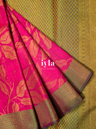 The Periwinkle Kanjeevaram in Barbie Pink