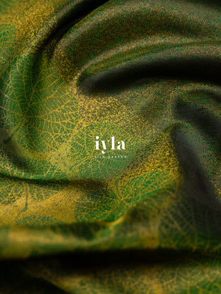 The Tropical Canopy Kanjeevaram in Vintage Emerald