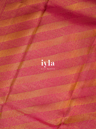 The Ikkat Floral Weave Kanjeevaram in Walnut Brown
