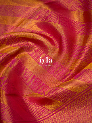 The Ikkat Floral Weave Kanjeevaram in Walnut Brown