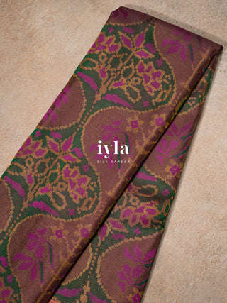 The Ikkat Floral Weave Kanjeevaram in Walnut Brown