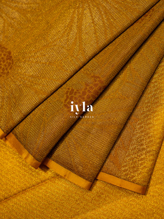 The Aura Gold Daisy Delight Kanjeevaram