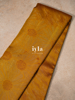 The Aura Gold Daisy Delight Kanjeevaram