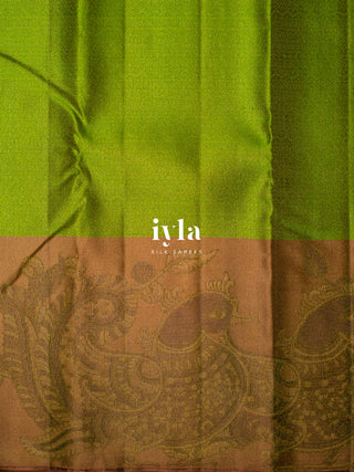 The Indian Kalamkari Peacock Kanjeevaram in Leafy Green