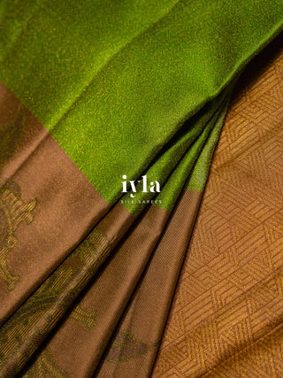 The Indian Kalamkari Peacock Kanjeevaram in Leafy Green