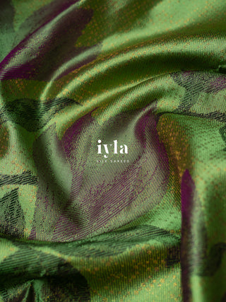 The Trumpet Lily Kanjeevaram in Pistachio Green