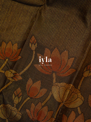 The Lotus Bloom Theory Kanjeevaram in Walnut Brown
