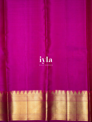 The Diamond Mood Kanjeevaram in Sunset Orange