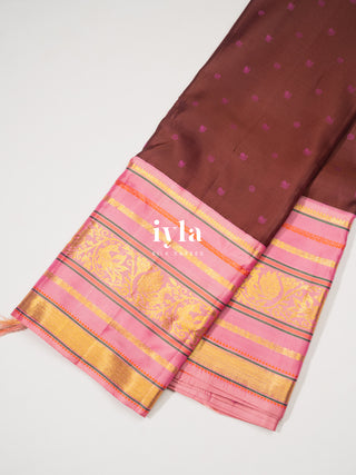 The chestnut Brown Timeless Legacy Weave Kanjeevaram