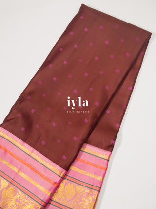 The chestnut Brown Timeless Legacy Weave Kanjeevaram
