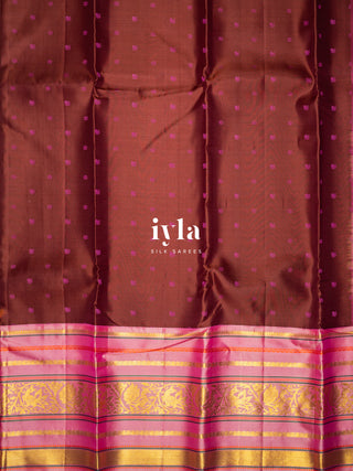 The chestnut Brown Timeless Legacy Weave Kanjeevaram