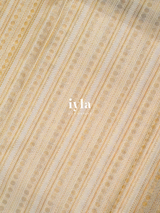 The Pearlescent Calla Lily Color-Burst Kanjeevaram