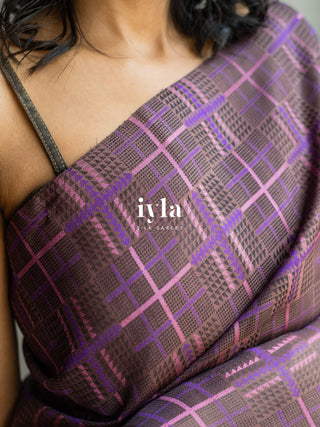 The Architect’s Signature Grid Kanjeevaram