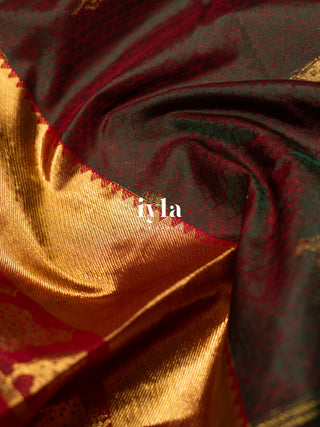 The Pichwai cows Kanjeevaram in Crimson Emerald Dual Tone