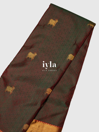 The Pichwai cows Kanjeevaram in Crimson Emerald Dual Tone